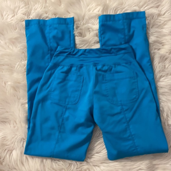 Scrub pant and top - Picture 5 of 5